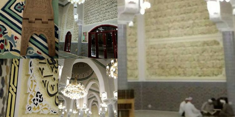 I was quickly interrupted when I did not fluently recite the Qur’an.

 «الماهر بالقرآن مع السفرة الكرام البررة، والذي يق…