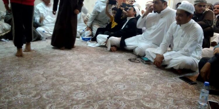 ‘Put on your clothes, you have to be at this party.’

I’m in Madinah, bunking in. I was reading a book to sleep, then th…