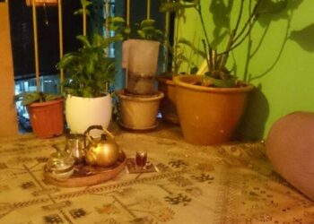 I got schooled in the school’s Finance Office.

It’s the size of a standard bedroom. The office has three windows. One f…