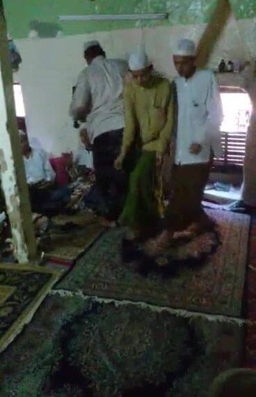 We went for a lunch visit and brought the band to party.
Some months ago, Sayyid Muhammad Mehdar al-Habshi asked me …